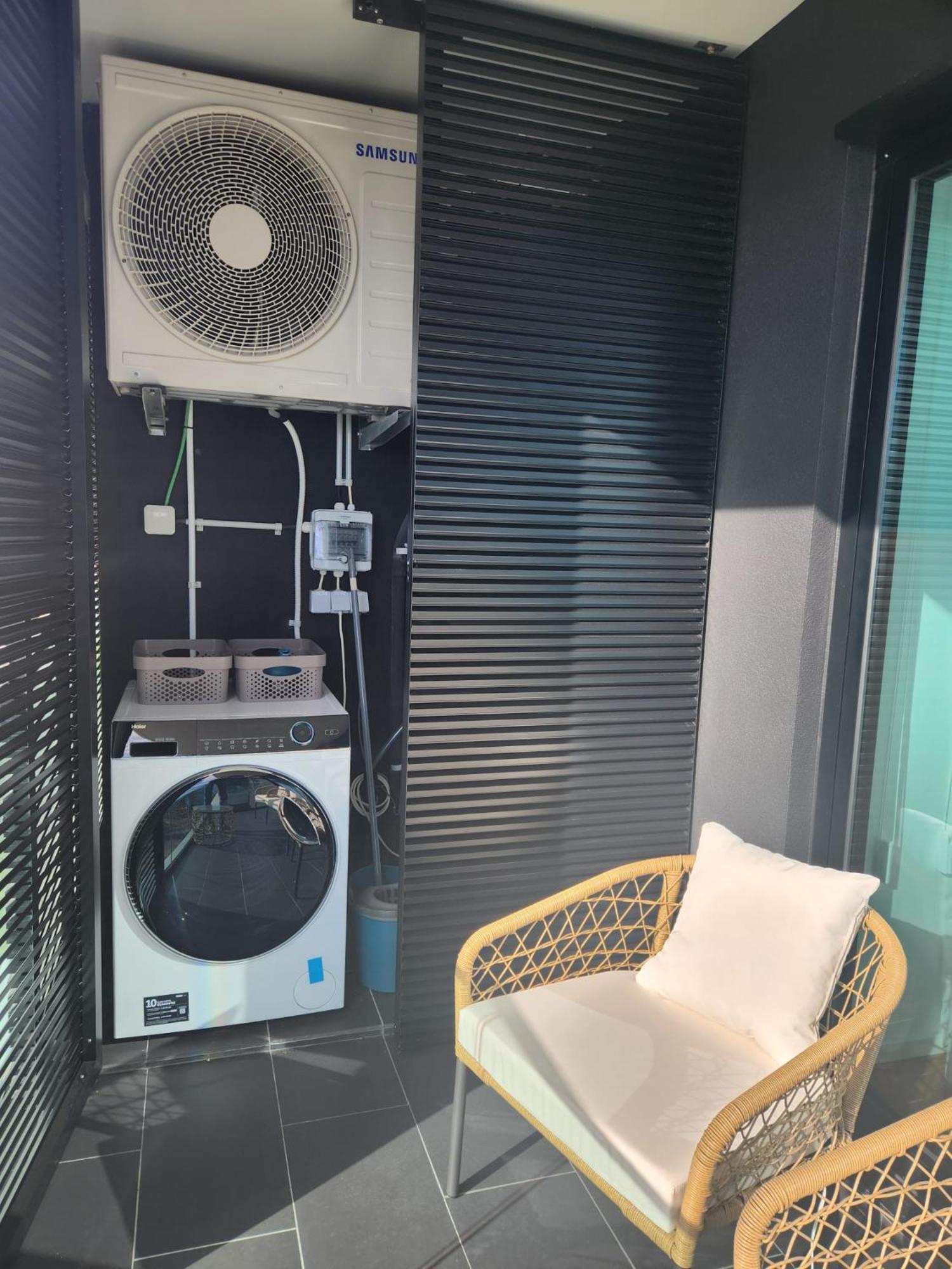 Lux Ocean View Varino 05 *