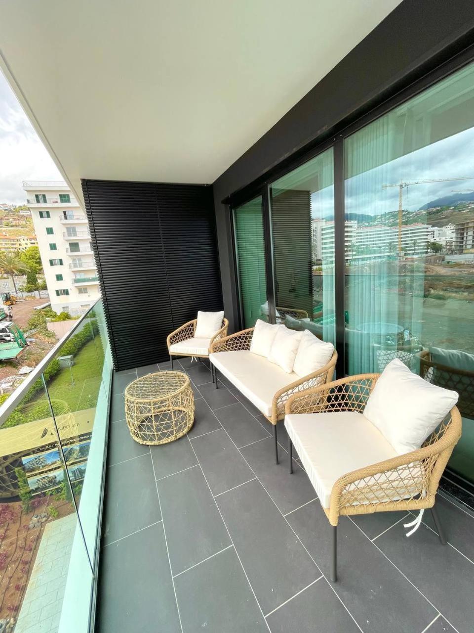 Lux Ocean View Varino 05 Funchal (Madeira)
